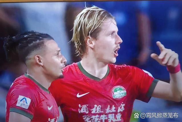 VAR又出巨大争议!离奇14秒 齐祖罕见找裁判理论