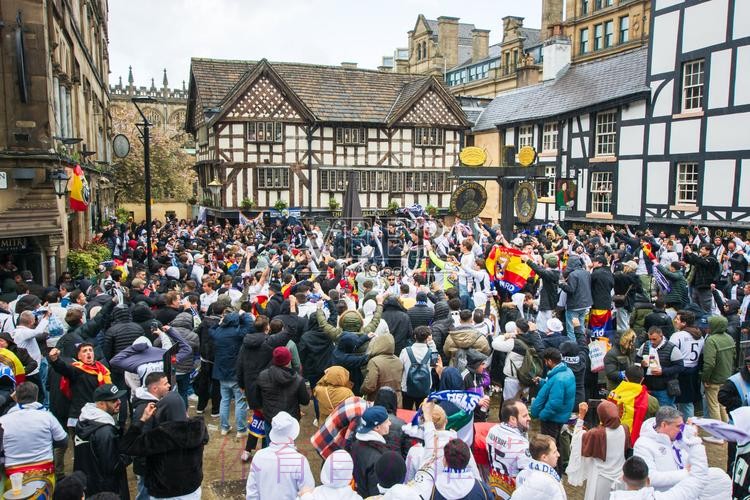 一曼城球迷在马德里遭到袭击 需接受手术治疗