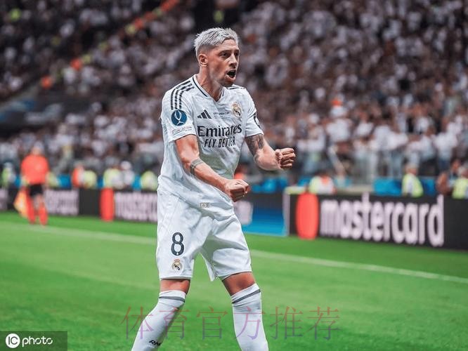 巴尔韦德:很乐意接过8号 克罗斯想要我穿这个号码